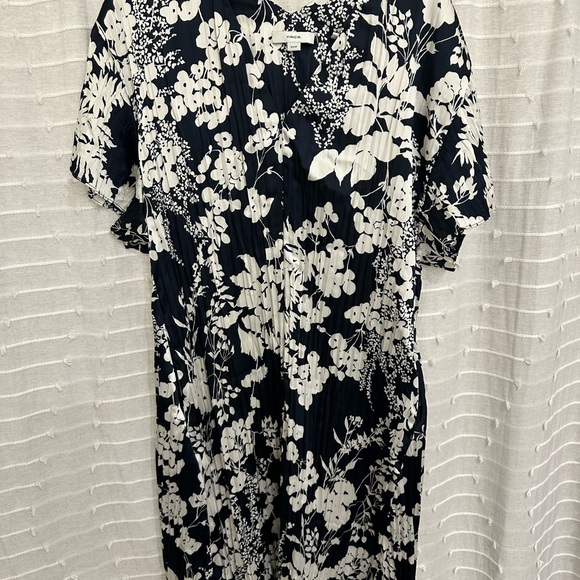 Vince Arboretum Pleated Floral Mini Dress - Picture 2 of 5